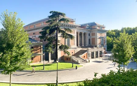 Private Guided Tour of the Prado Museum in Madrid with fast entrances and pick up at the hotel.