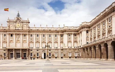 Prado Museum and Royal Palace Private Tour