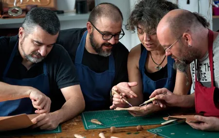 Leathercraft Workshop in the Rastro of Madrid