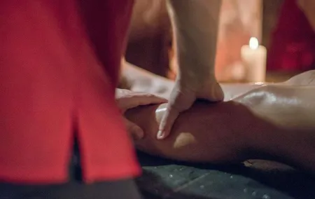 Arabian Baths and 30' Massage at Madrid's Hammam Al Ándalus