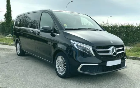 Arrival Transfer from Madrid Airport MAD to Madrid in Private Van