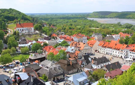 Kazimierz Dolny Small Group Tour from Warsaw with Lunch