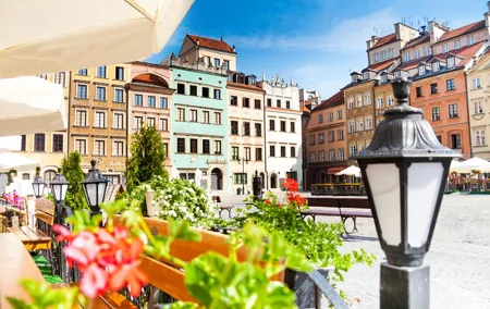 Private Warsaw City Tour with social-distance bus