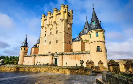 Private Day Trip to Toledo and Segovia from Madrid