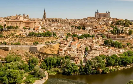 Toledo Private Half Day Tour Cathedral Santo Tome and Synagoge