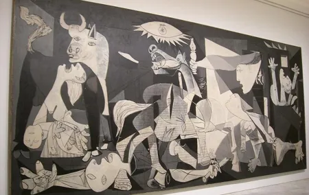 Guided visit to Reina Sofia Museum