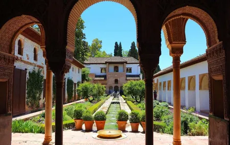 10-Day Guided Tour Morocco and Andalusia from Madrid