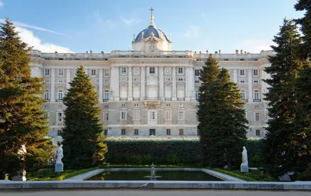 Madrid Royal Palace Private Tour with Skip-the-line Ticket