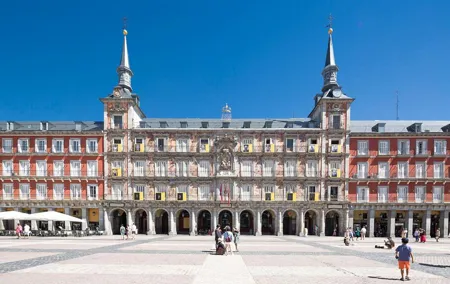 9-day Tour: Madrid, Andalusia, Valencia & Barcelona from Madrid