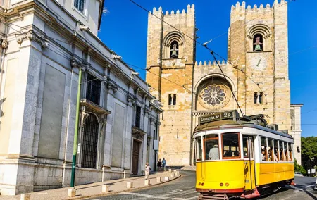 11-Day Portugal and Andalucia Guided Tour from Madrid