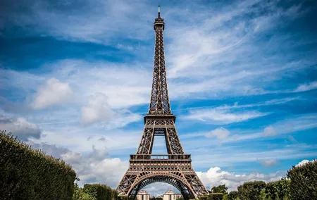 From Madrid: 14 Day Trip by Paris, Venice, Rome and more