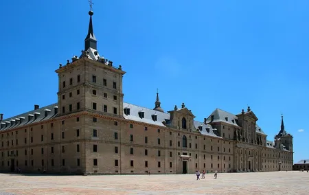 Escorial & Valley and Segovia from Madrid