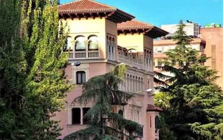Madrid off the Beaten Path: Private Walking Tour (Customizable)