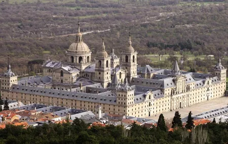 Private 8-hour Tour of Madrid + Escorial Monastery & Valley of the Fallen