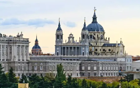 Madrid city tour with Royal Palace and Toledo in 1 day