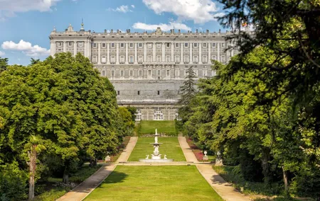 Prado Museum and Royal Palace Private Tour in Madrid