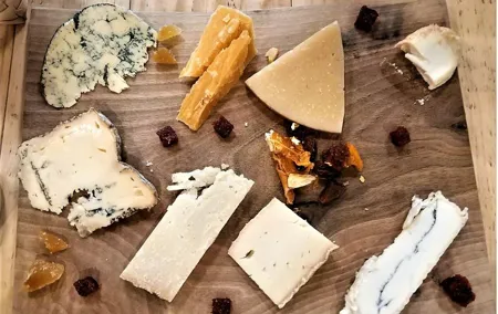Private Food, Tapas & Wine Tour of Madrid with Customizable Menu All Included