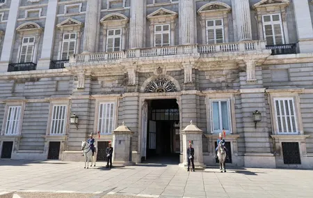 Prado Museum & Royal Palace Combo Private Tour