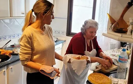 Traditional Spanish Cooking Class with a Grandmother in Madrid