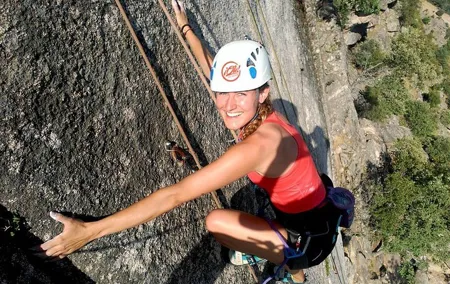 Rock Climbing in Madrid National Park with Transport