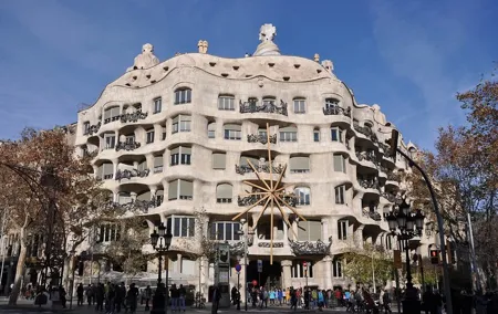 Private tours in Madrid, Zaragoza and Barcelona with transportation included