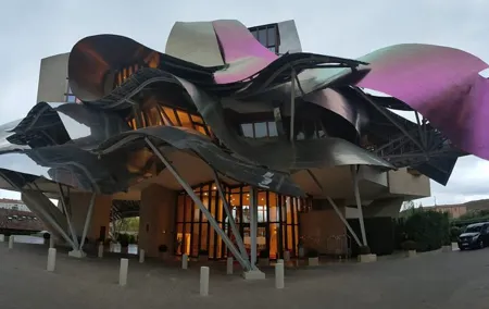 Full-Day Rioja Wineries Tour from Madrid with Pickup and Drop off