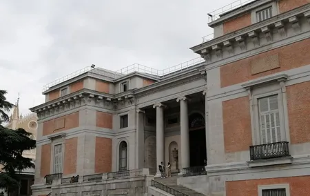 Prado Museum Tour with ticket, small group & expert guide