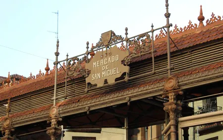 Private Walking Tour of the Center of Madrid and Retiro
