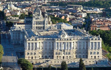 La Latina to Madrid Guided Tour with Breakfast