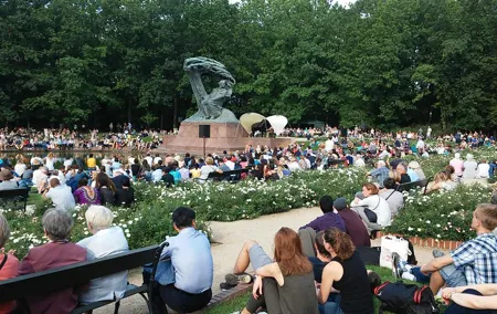 Chopin’s Warsaw - City tour in the footsteps of Frédéric Chopin