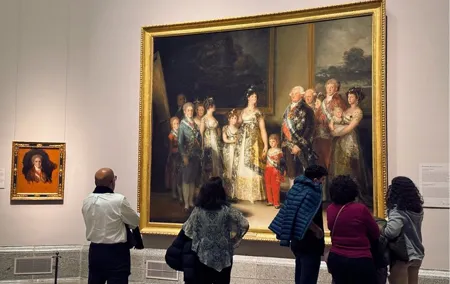 Madrid Prado Museum with Tapas and Wine Small Group Tour