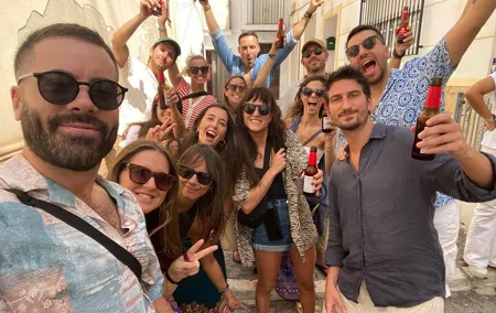 Local Tapas, Beer and Wine Tour of Madrid All Inclusive