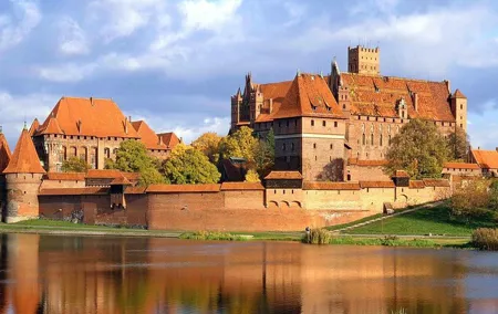 The Castle of the Teutonic Order in Malbork - 1 DAY TRIP FROM WARSAW