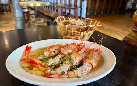Madrid Walking City Tour Experience with 6 Tapas, Sangria & Wine