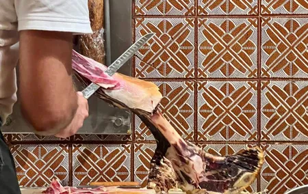 Madrid City Wine Tour and Pairing