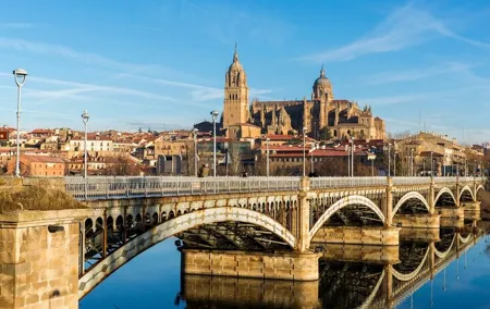 Salamanca and Iberian Ham Luxury Tour from Madrid