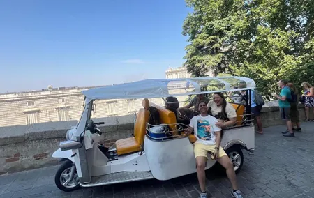Madrid city walk in the TUK TUK