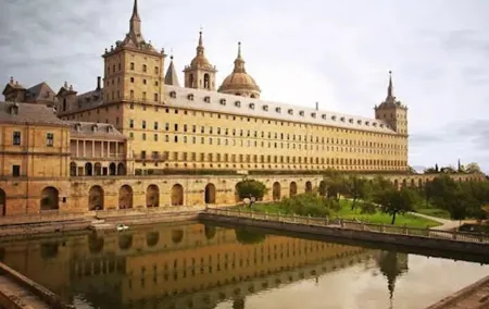 Half Day Tour to San Lorenzo de El Escorial Monastery from Madrid