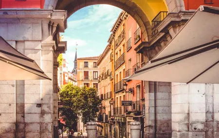 Tour "Madrid of the Austrias" | Old Town ❤️