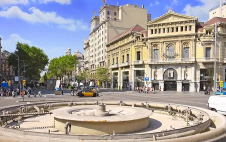 9 Day Tour from Madrid to Barcelona, Andalusia and Valencia