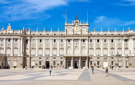 Private Madrid Old Town and City Center Walking Tour