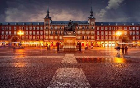 Dark Stories of Madrid – Private Walking Tour