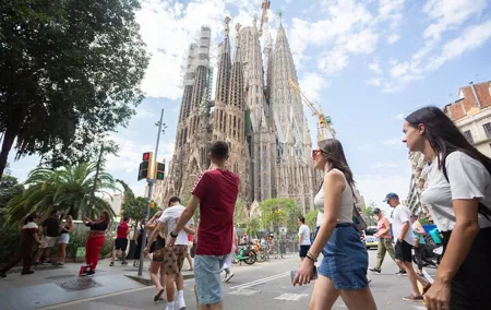 Sagrada Familia Guided Tour with Skip the Line Ticket