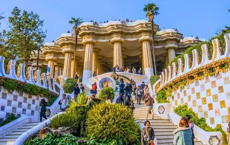 Park Guell Guided Tour with Skip the Line Ticket