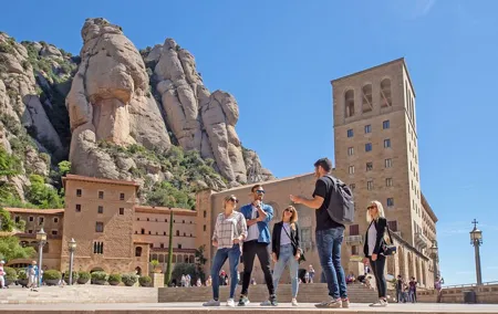 Montserrat, Girona & Costa Brava Guided Day Trip from Barcelona