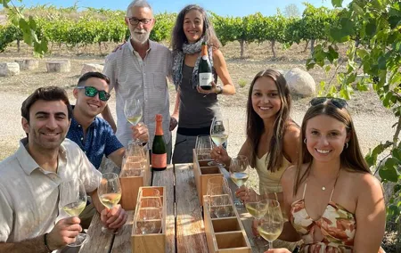 Cava tour to 3 family wineries with hotel pick-up