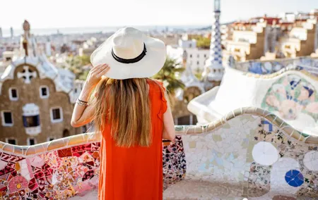 Park Guell Guided Group Tour with Optional Sagrada Familia