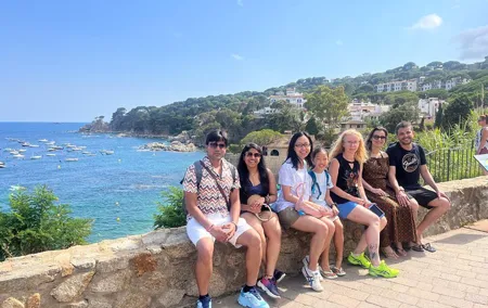 Costa Brava Small Group with Hotel Pick up and Boat Ride