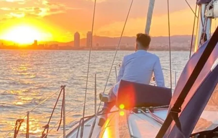 Barcelona Sunset Sailing with Open Bar of Cava and Snacks