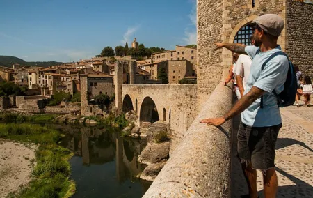 Private Full Day Trip to Medieval Villages of Catalonia + Lunch front of a Lake